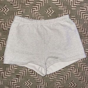 aritzia TNA sweatshorts XS